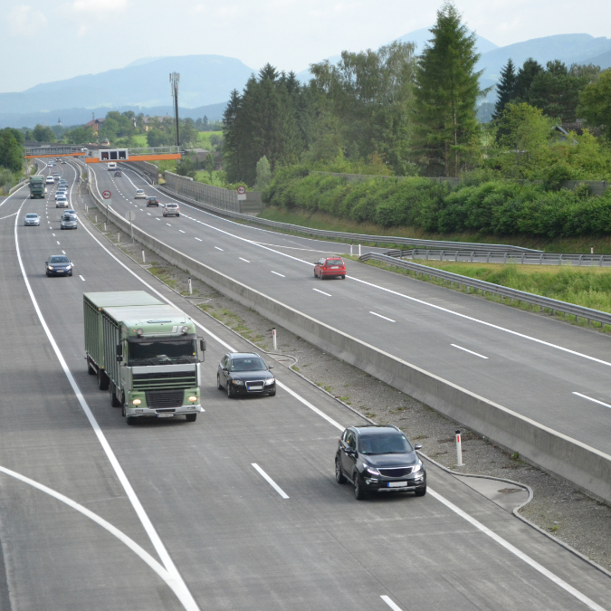 Dodatočné zákazy jázd na rakúskej diaľnici A10 Tauern