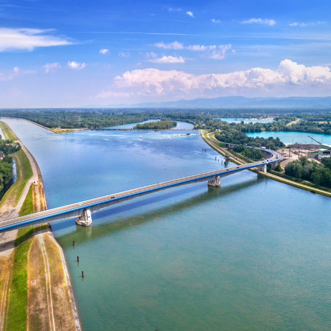 Znovuotvorenie diaľničného mosta Leverkusen cez Rýn na diaľničnom úseku A1 v Nemecku